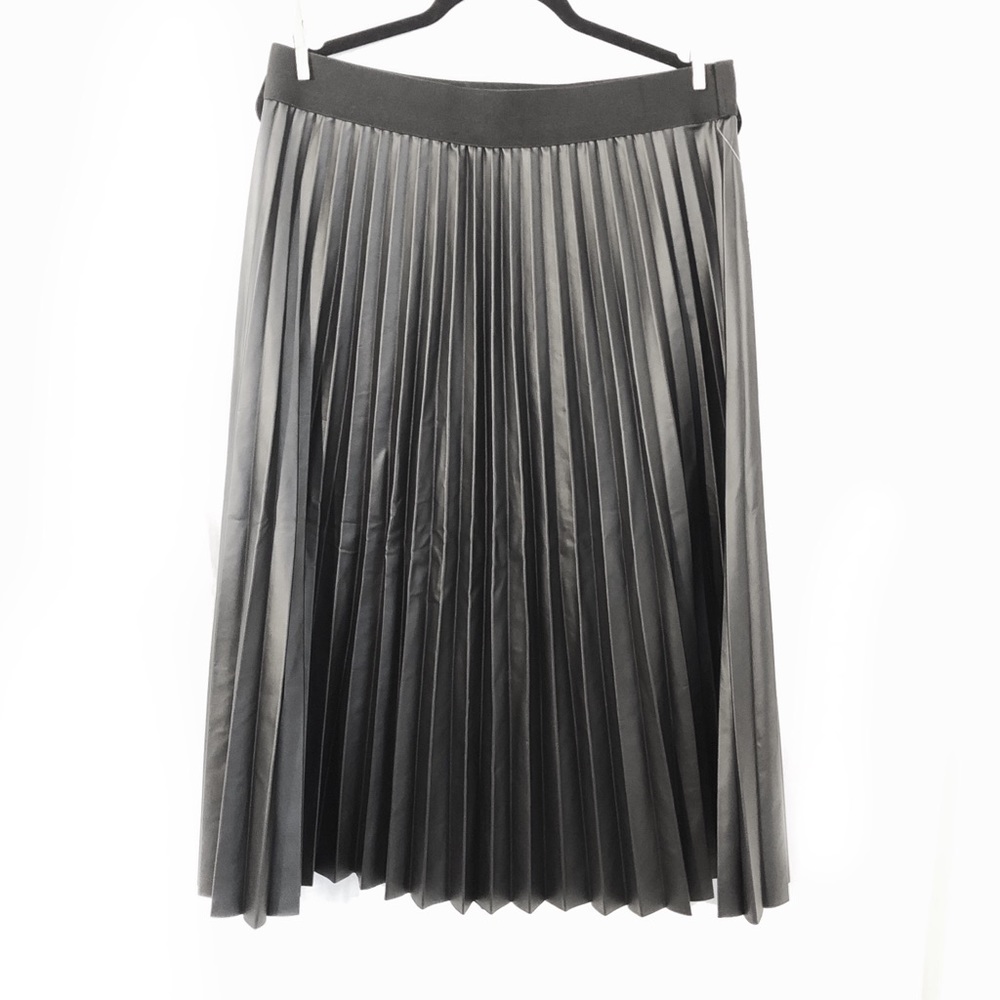 Leather look? YAAAAASS!